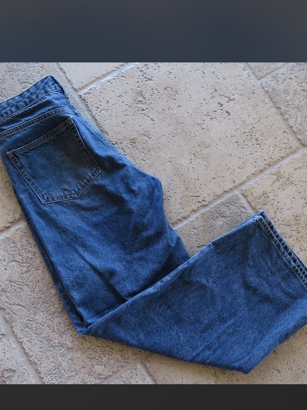 Women’s wide-leg baggy blue jeans with 4 buttons